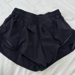 Lululemon hotty hot shorts